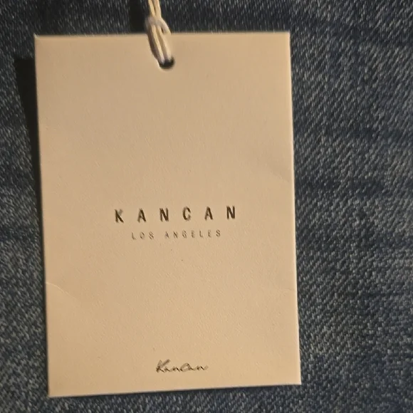 Denim Button-Up Women's Shorts - Picture 2 of 4